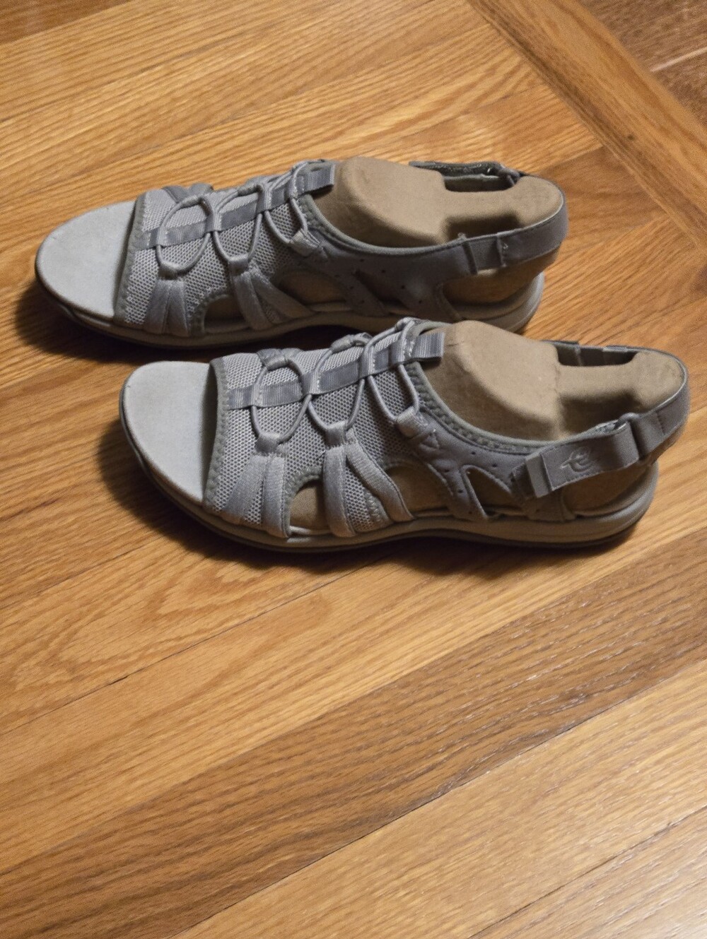 Easy Spirit New Size 7 M Grey Shoes
